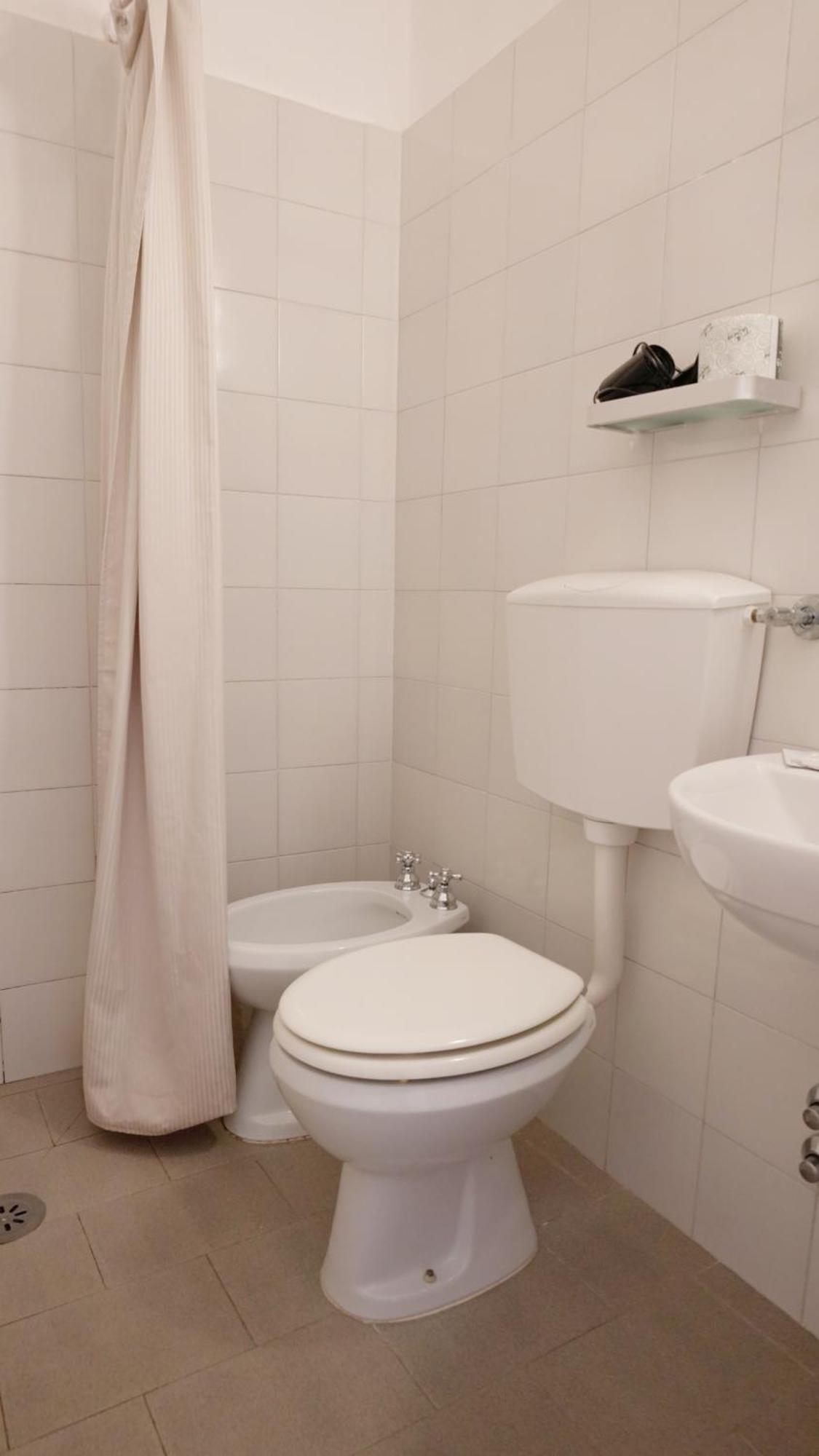לינה וארוחת בוקר וירג'יו A Casa Di Mario E Nene מראה חיצוני תמונה