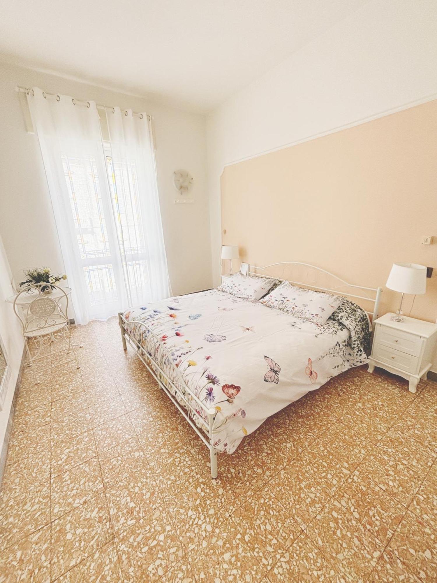 לינה וארוחת בוקר וירג'יו A Casa Di Mario E Nene מראה חיצוני תמונה