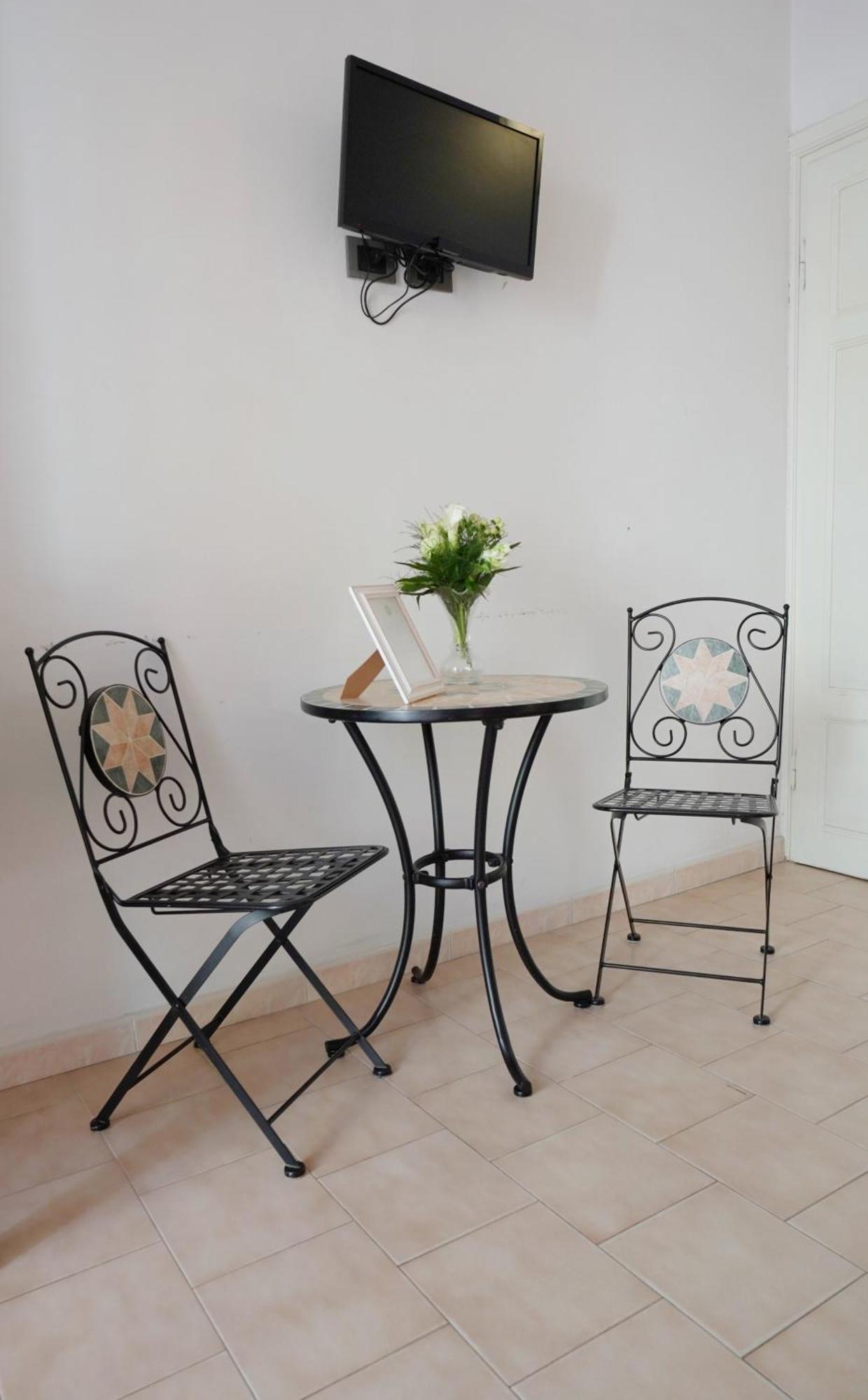 לינה וארוחת בוקר וירג'יו A Casa Di Mario E Nene מראה חיצוני תמונה